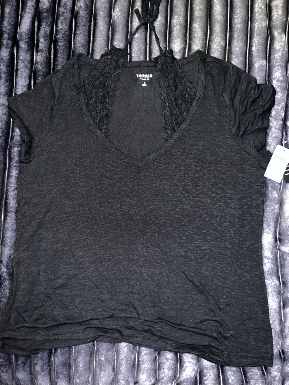torrid Black V-Neck Short Sleeve Tee with Lace Trim